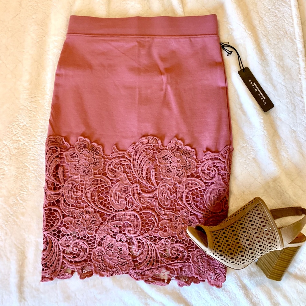 High waste skirt